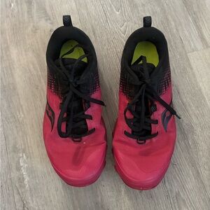 Saucony Pink and Black Athletic Shoes